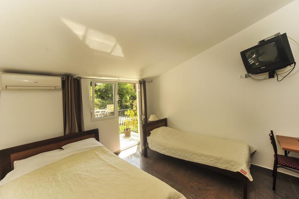 Mijovic Apartments Budva Oda fotoğraf